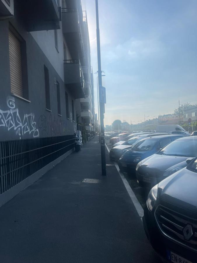 Alessandro'S Mansion Milan Bagian luar foto